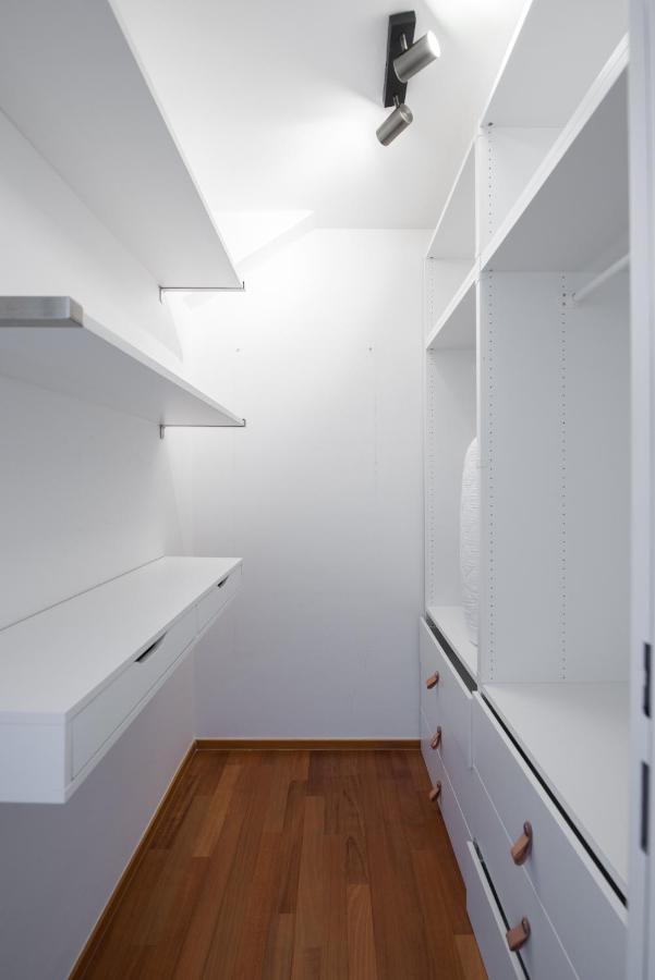 Apartment With 4 Bedrooms 프라하 외부 사진